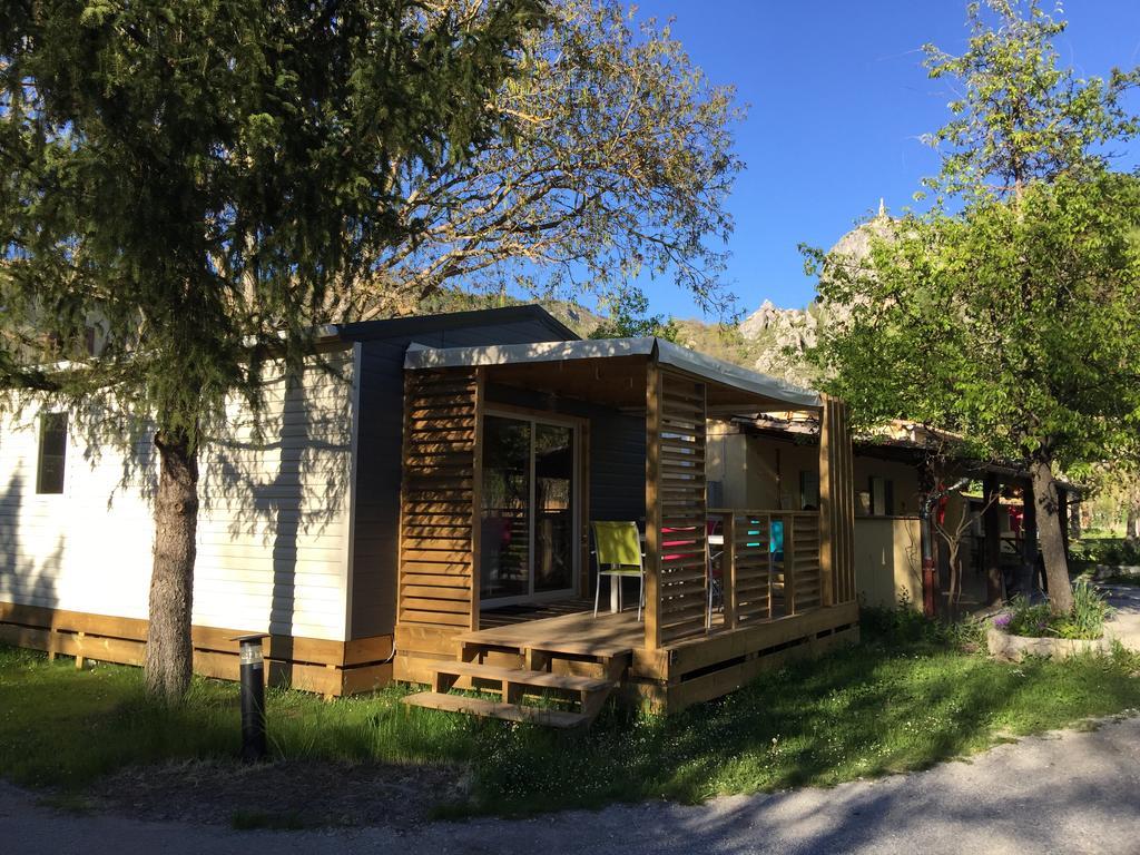 Camping Frederic Mistral Castellane Exterior photo
