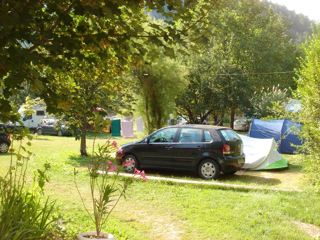 Camping Frederic Mistral Castellane Exterior photo